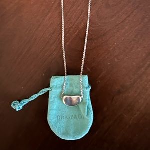 Tiffany and co. Elsa Peretti silver bean necklace